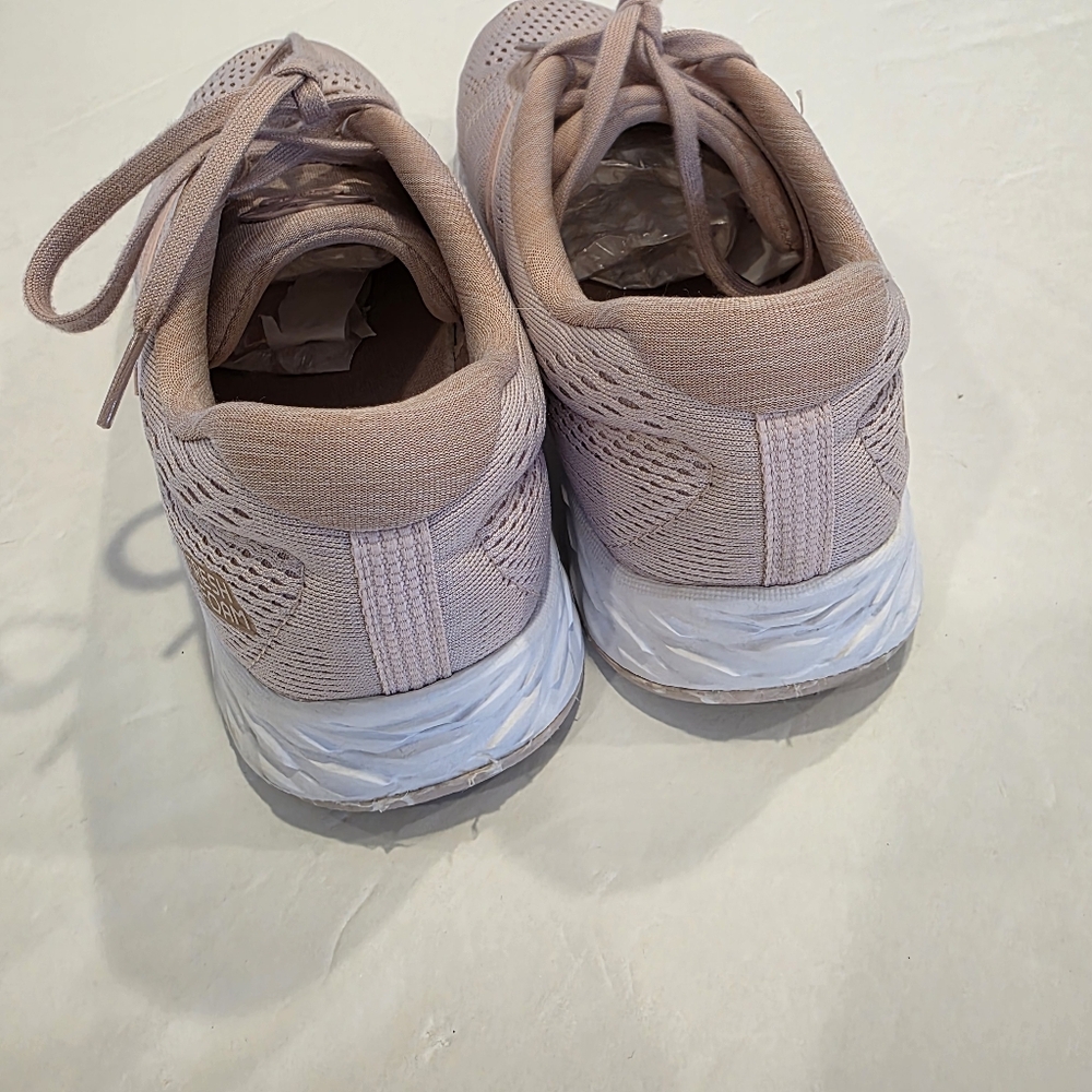 New Balance (WMNS) New Balance Arishi v1 Shoes Size 9.5 B - Picture 11 of 17